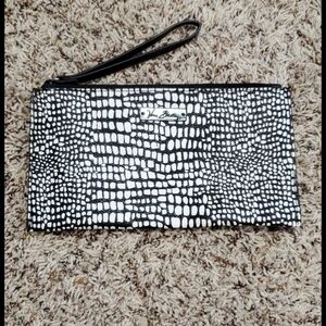 Vera Bradley Wristlet NWOT